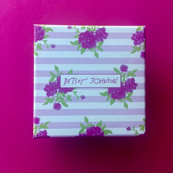 NWT Betsey Johnson Dragonfly or Butterfly Rhinestone Flower Earrings - Picture 5 of 5